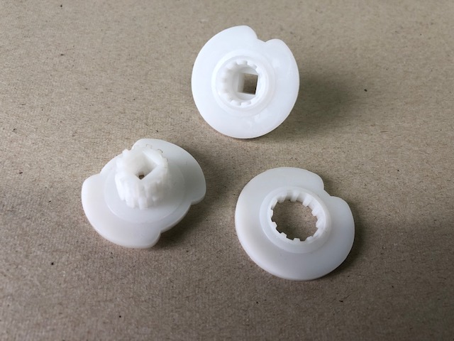 Kunststoffkomponenten 13